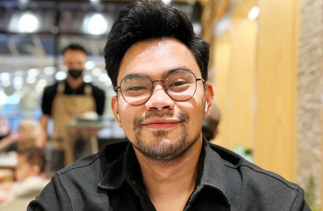 
					Wardatina Mawa Pakai Baju Akad Saat Sidang, Ini Kata Insanul Fahmi