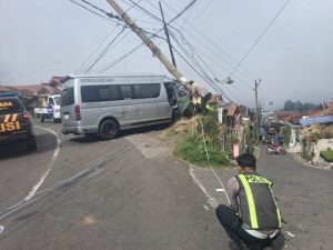 Pembatasan Kendaraan di Jalur Bromo Perlu Dievaluasi