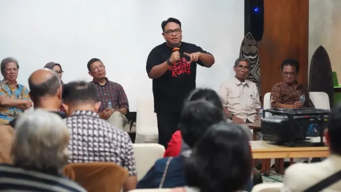 
					Dandhy Laksono bersama masyarakat sipil nobar film Pesta Babi, soroti kegagalan negara beri keadilan di Papua