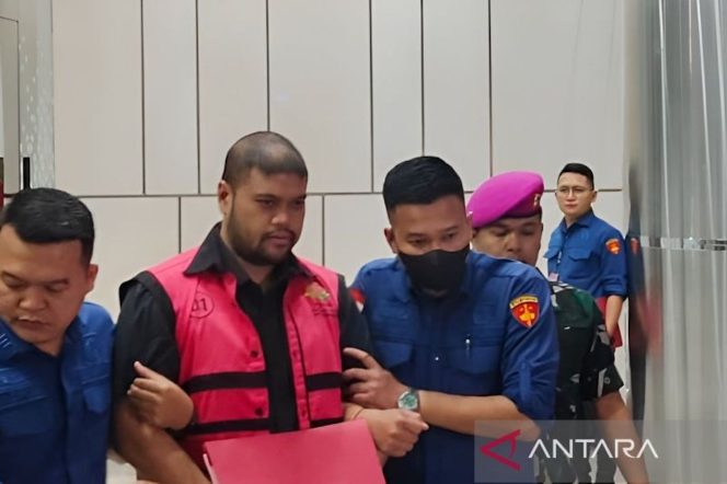 
					Selidiki Korupsi Makanan Gratis, Kejagung Ungkap Kenalan Lama Dadan Hindayana dan GHS