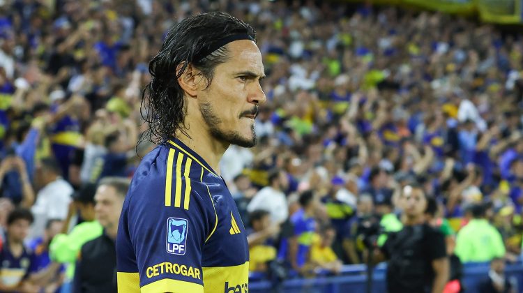 Cavani Setuju Putus Kontrak Boca Juniors, Tidak Pensiun di Usia 39