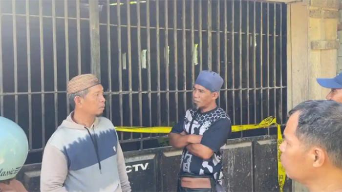 Ayah dan Anak Ditemukan Tewas, Istri Selamat, Tetangga Dengar Isakan “Jangan Bunuh Saya”